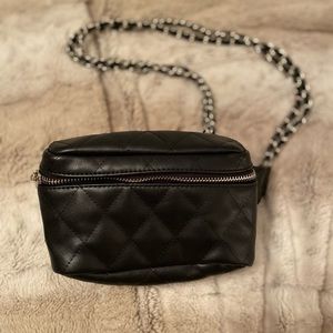 Forever 21, Black Fanny pack. Worn once. In perfect condition.